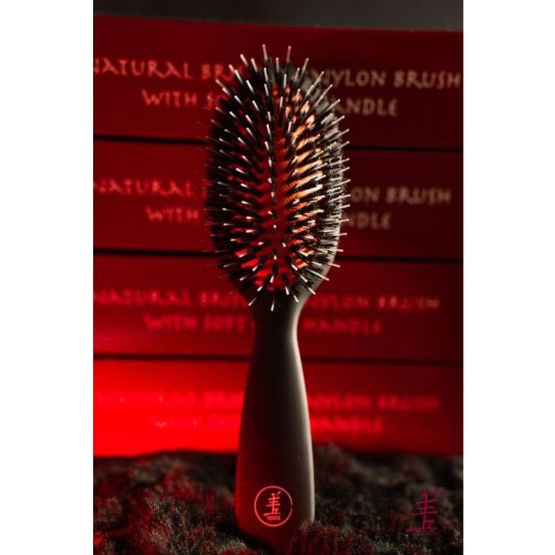 Natural Bristle & Nylon Brush Medium, Yento