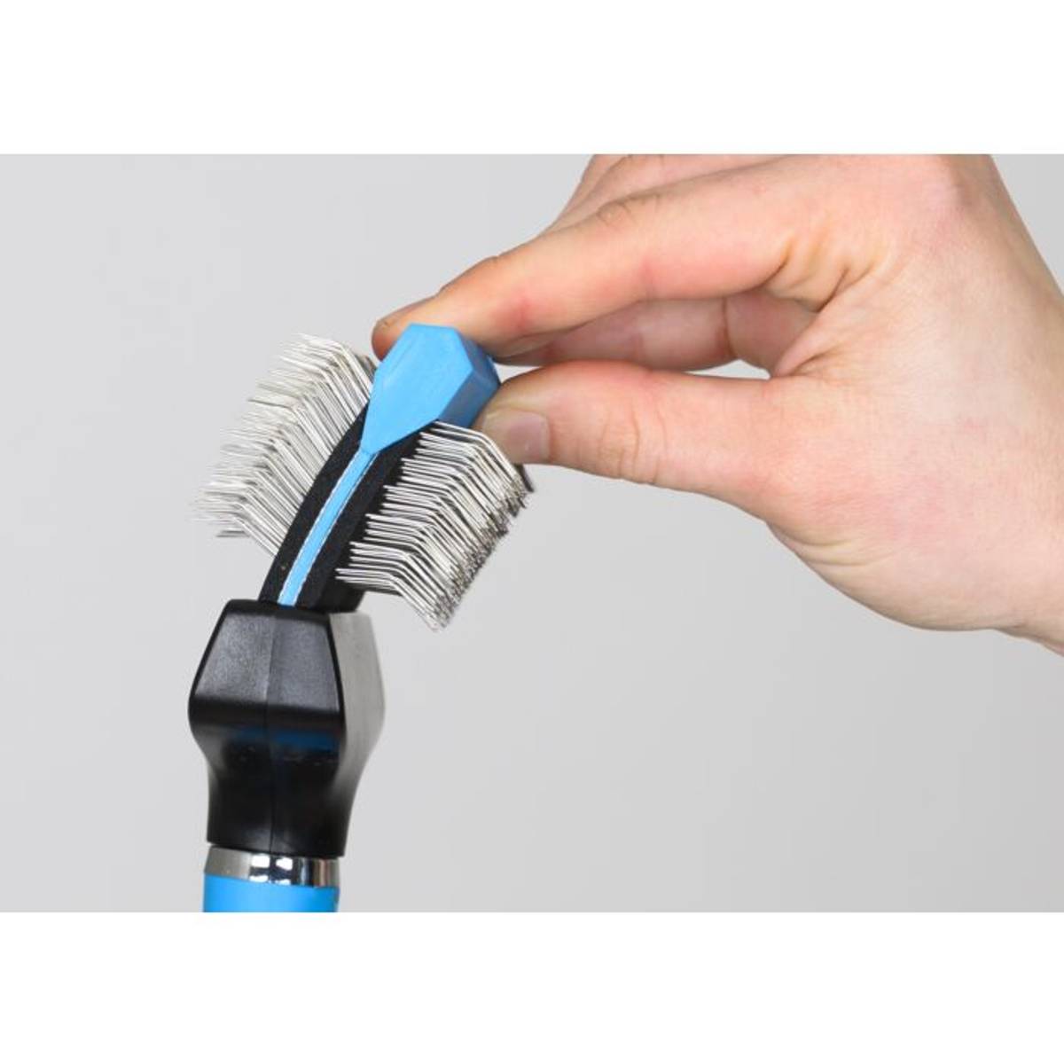 XXX ShowTech - Flex Groom Professional Slicker - Single, Firm